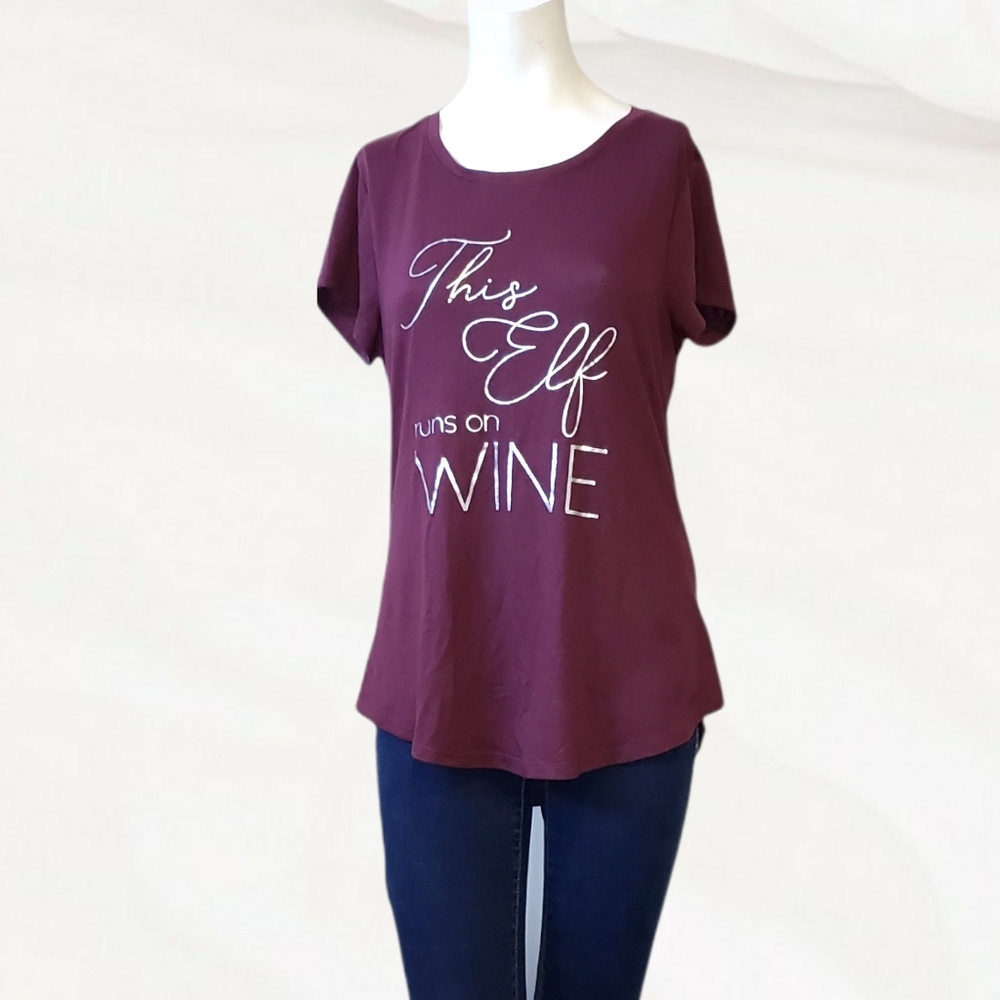 Apt. 9 t-shirt short sleeve soft tee this elf runs on wine size medium
